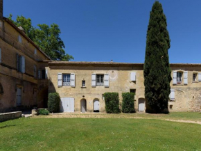 Scenic Apartment in Aimargues with Private Swimming Pool